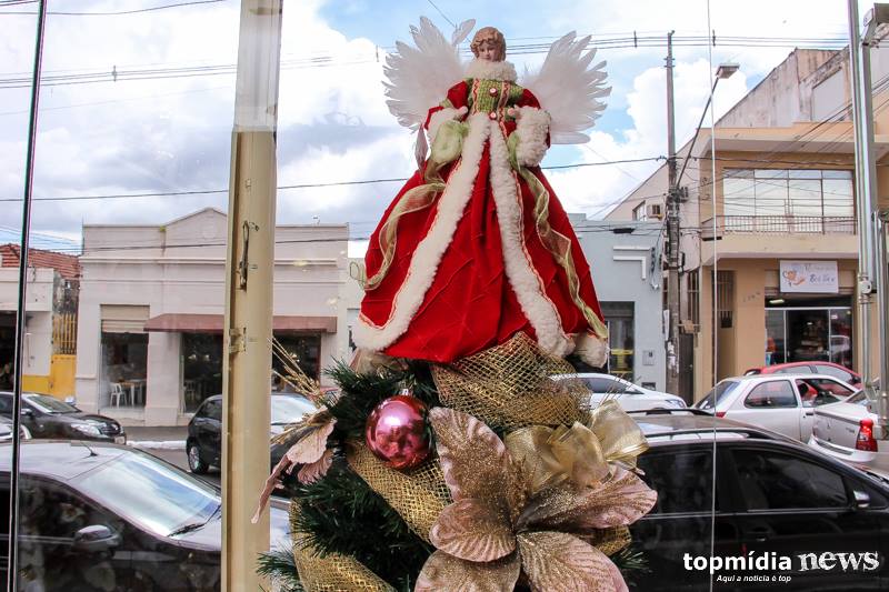 João e Maria' e ponteira de anjo são novidades em decoração para o Natal -  Portal TOP Mídia News